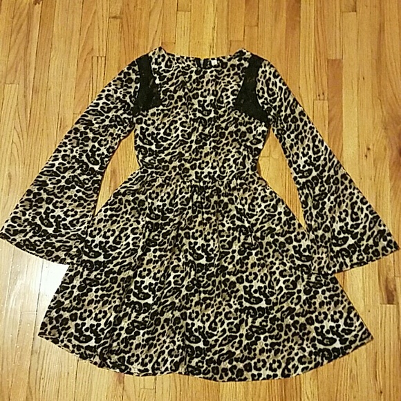 Xhilaration Dresses & Skirts - Xhilaration Cheetah Dress